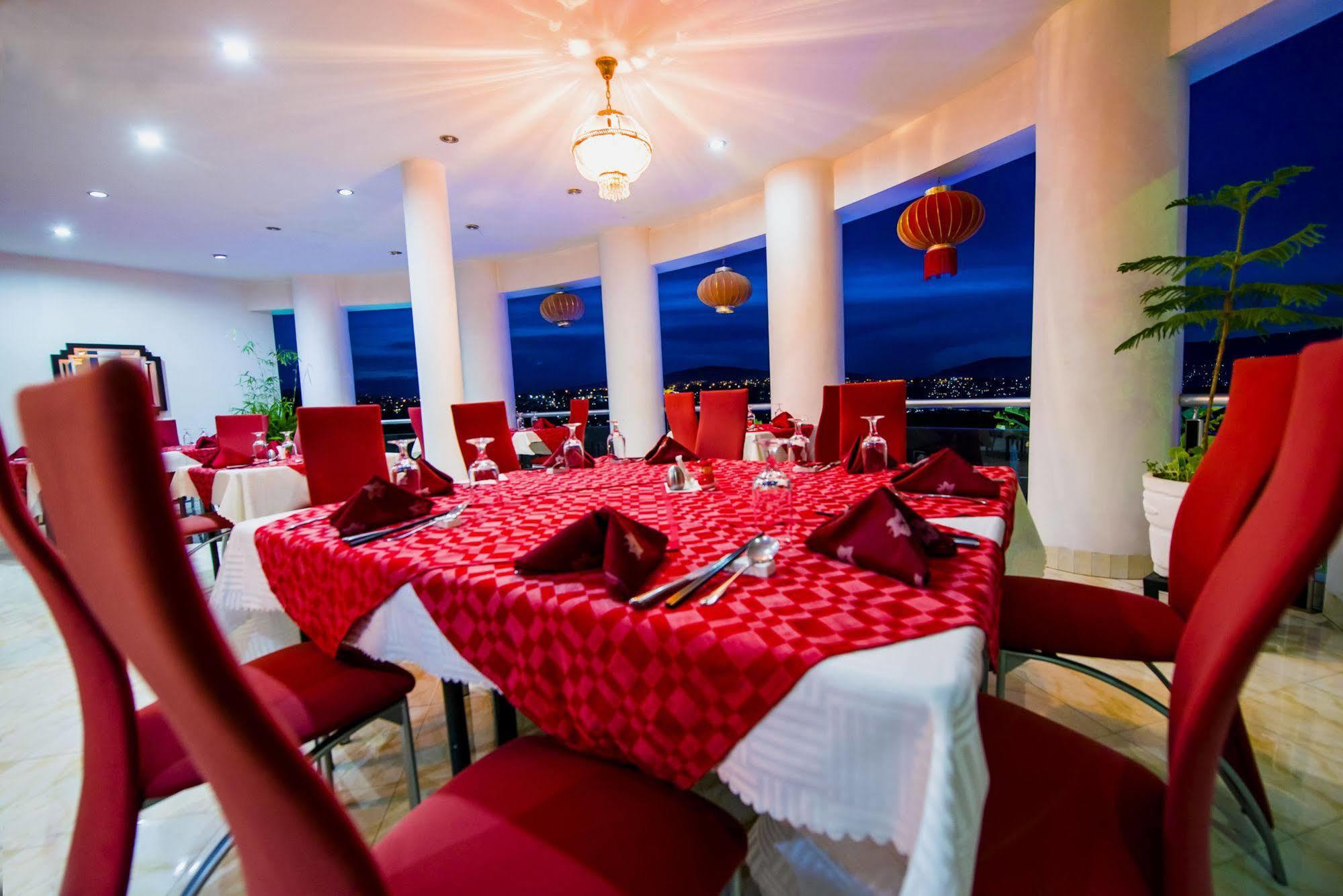 The Manor Hotel Kigali Exterior foto