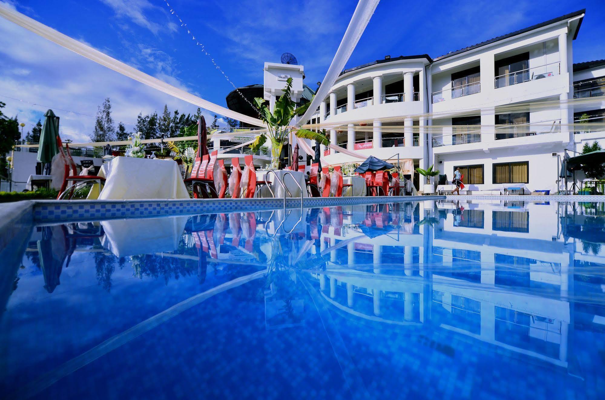 The Manor Hotel Kigali Exterior foto