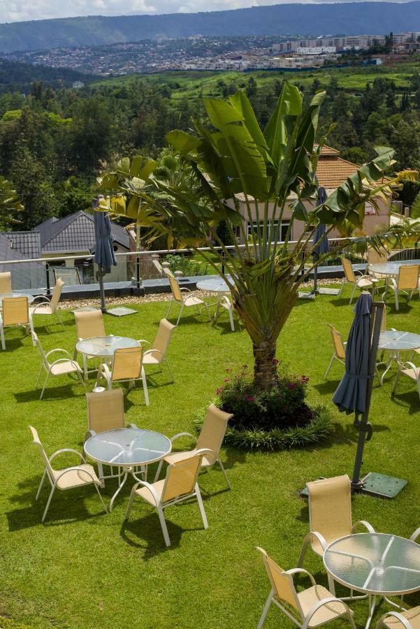 The Manor Hotel Kigali Exterior foto